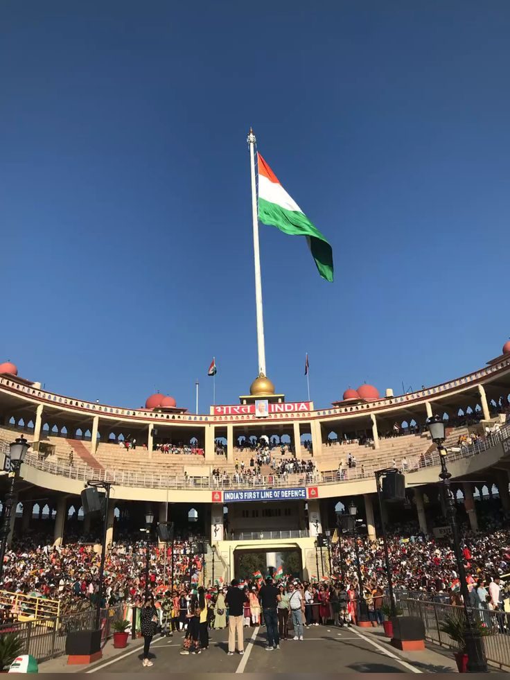 Golden Temple &amp; Wagah Border Guided Day Tour – Amritsar